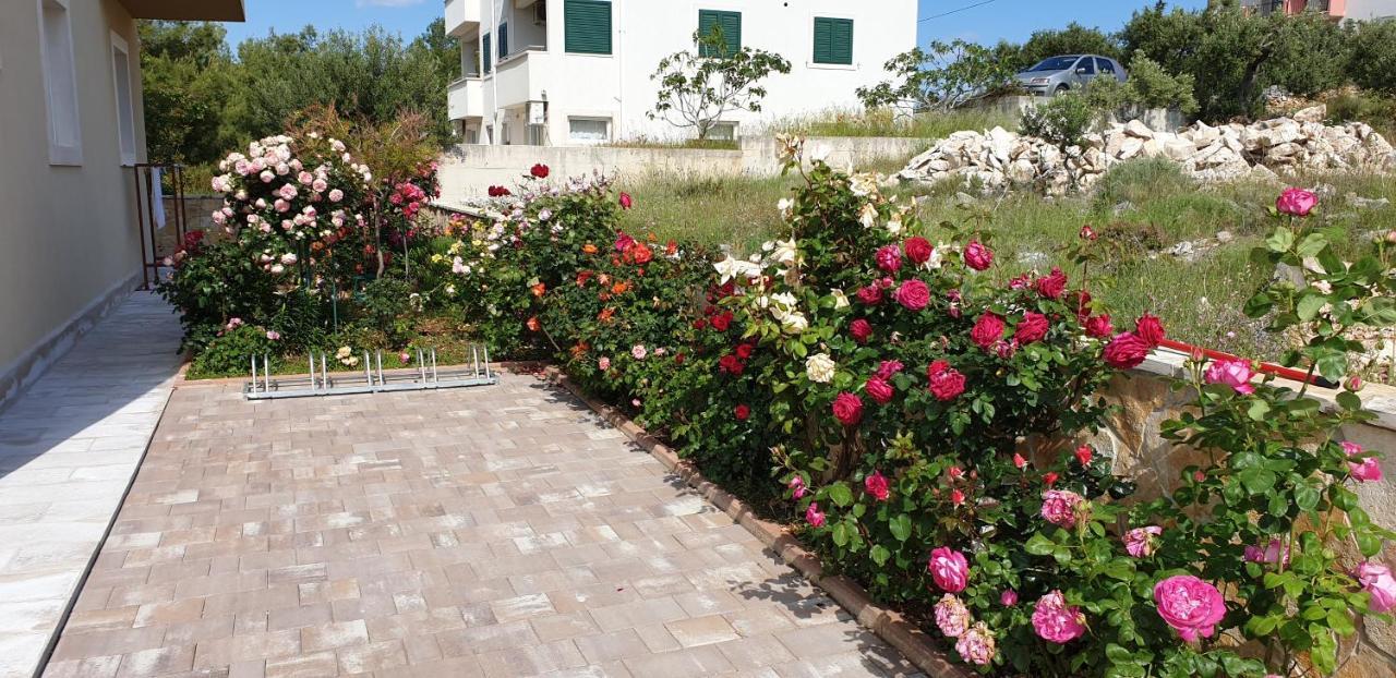 Villa Ankora Supetar Exterior photo
